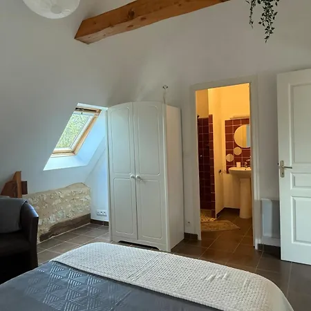 Holiday home Fleur Des Pommiers, Pres Des Plages Du Debarquement Juaye-Mondaye