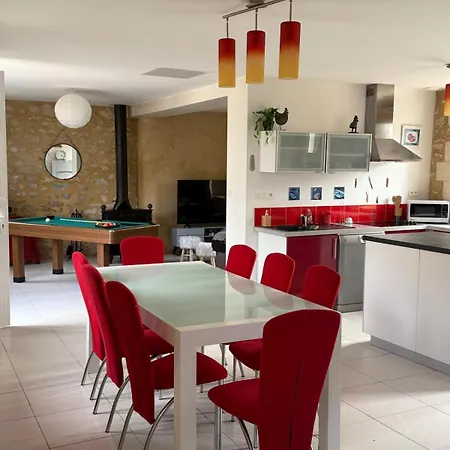 Fleur Des Pommiers, Pres Des Plages Du Debarquement Holiday home Juaye-Mondaye